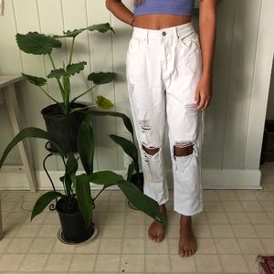 white pacsun mom jeans